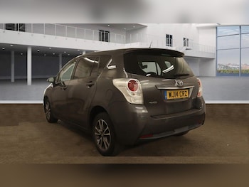 Used Toyota Verso 2014 for sale - 75257668: Photo