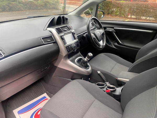 Used Toyota Verso 2014 for sale - 75257668: Photo 9