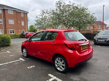Used Toyota Yaris 2015 for sale - 78603069: Photo