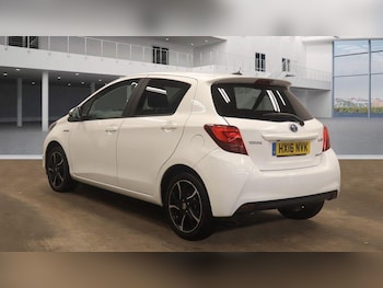 Used Toyota Yaris 2016 for sale - 75645611: Photo