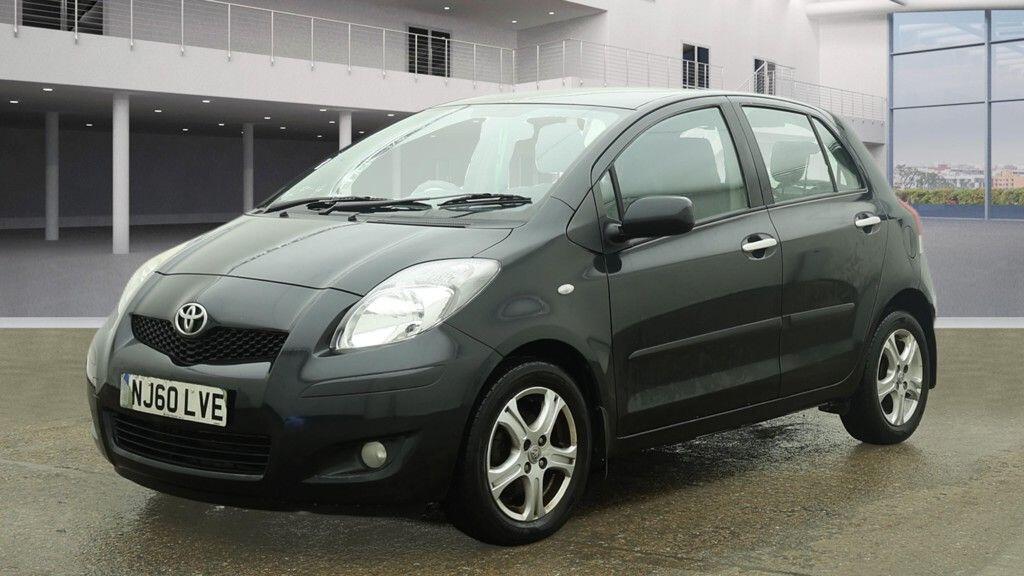 Used Toyota Yaris 2010 for sale - 77401238: Photo 2