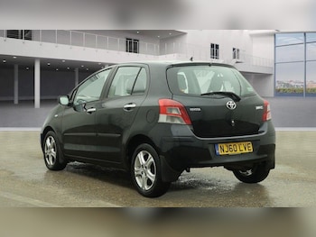 Used Toyota Yaris 2010 for sale - 77401238: Photo