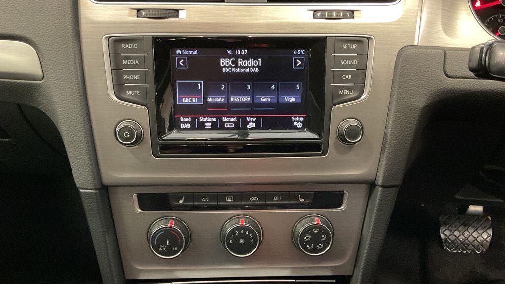 Used Volkswagen Golf 2014 for sale - 77685220: Photo 12