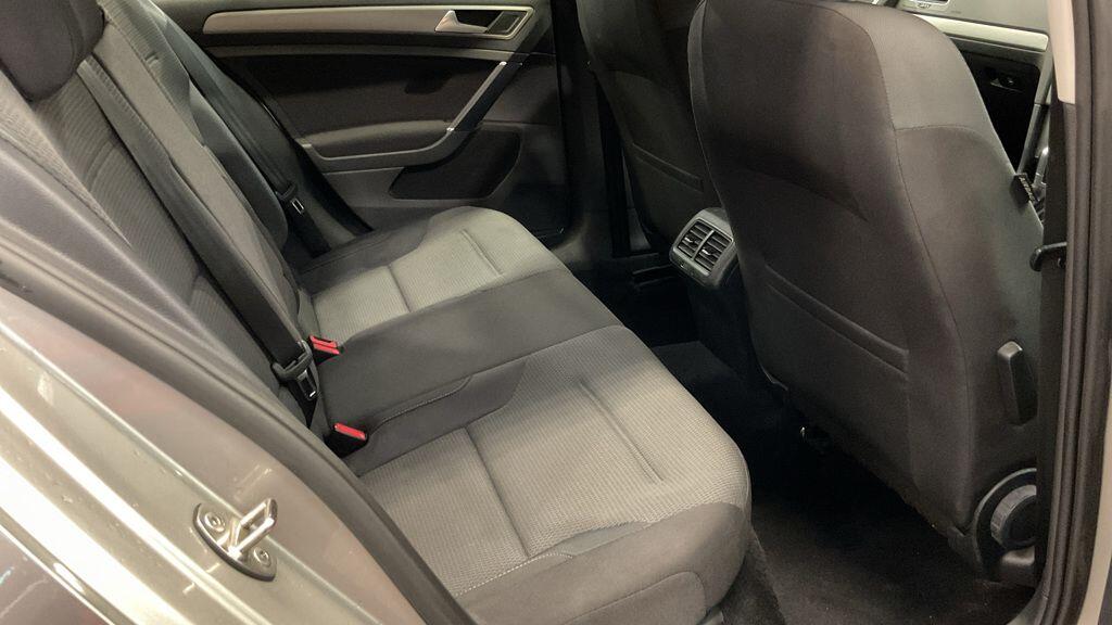 Used Volkswagen Golf 2014 for sale - 77685220: Photo 13