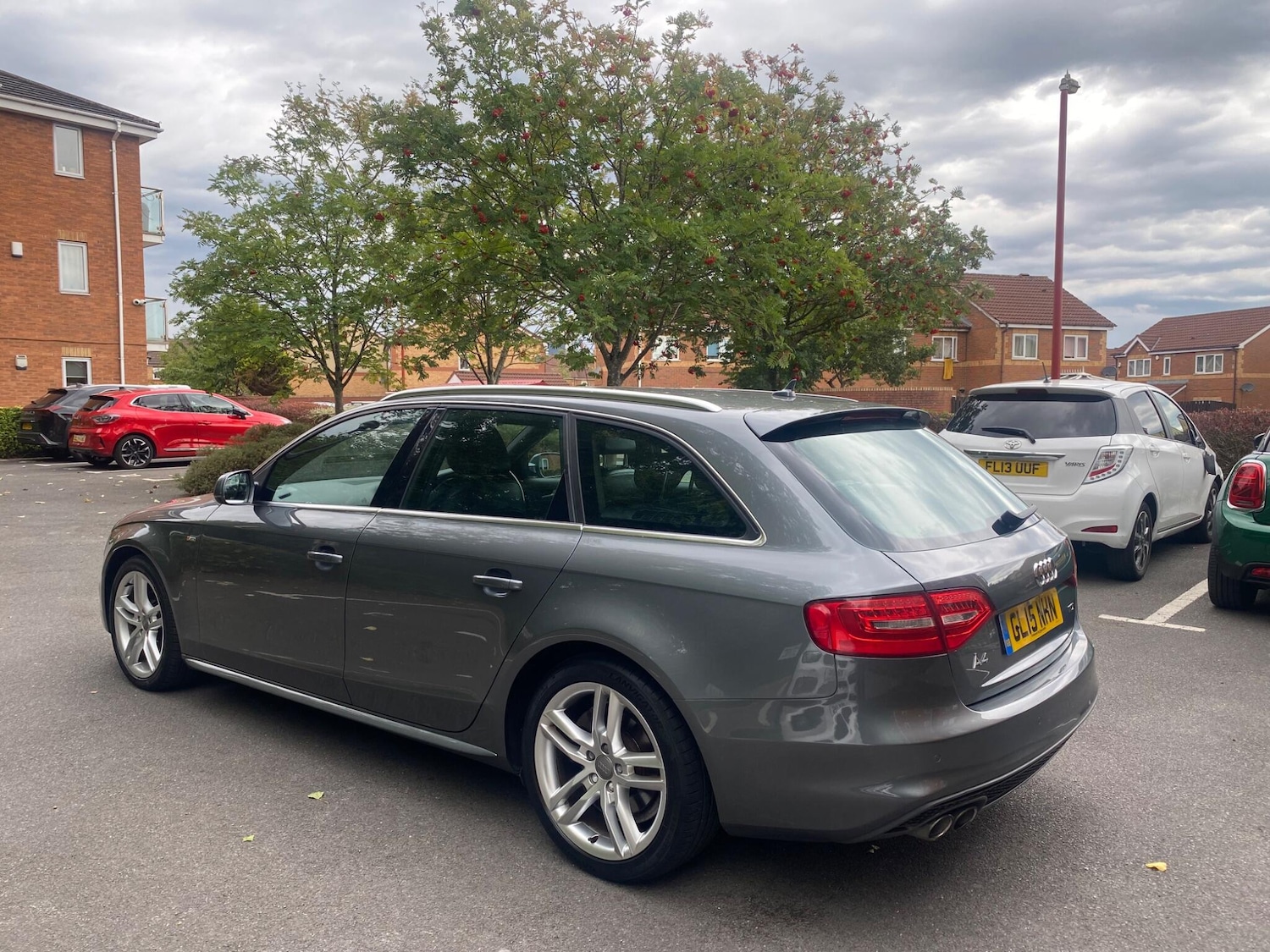 Used Audi A4 2015 for sale - 77285930: Photo 4