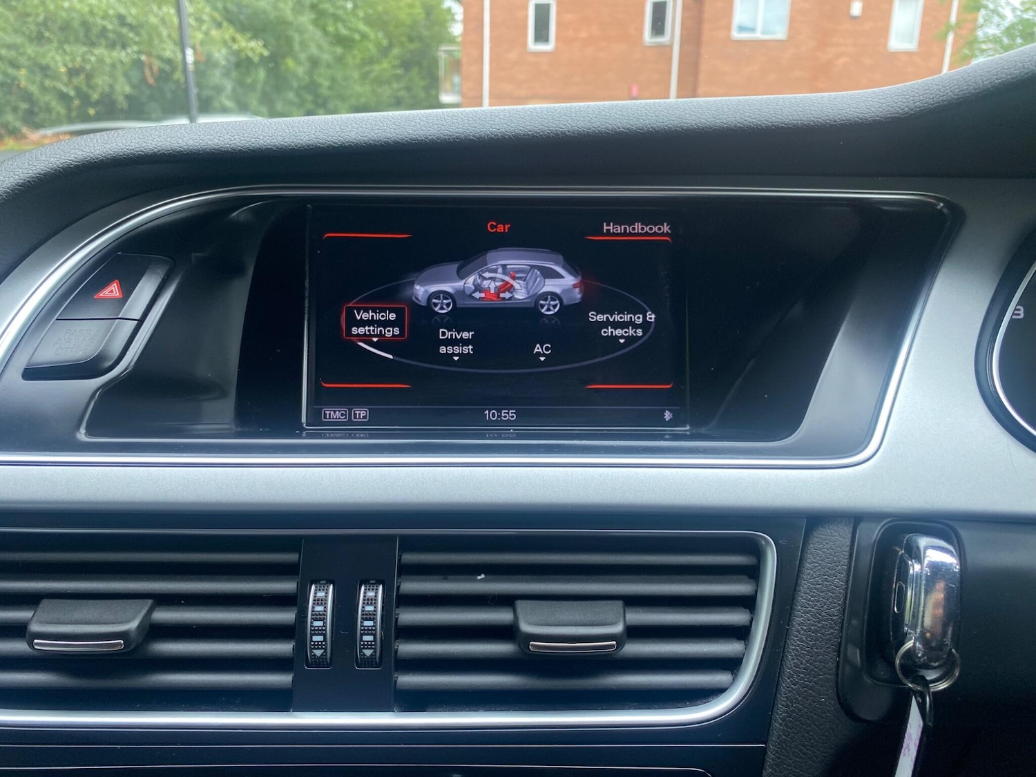 Used Audi A4 Avant 2015 for sale - 75720798: Photo 17