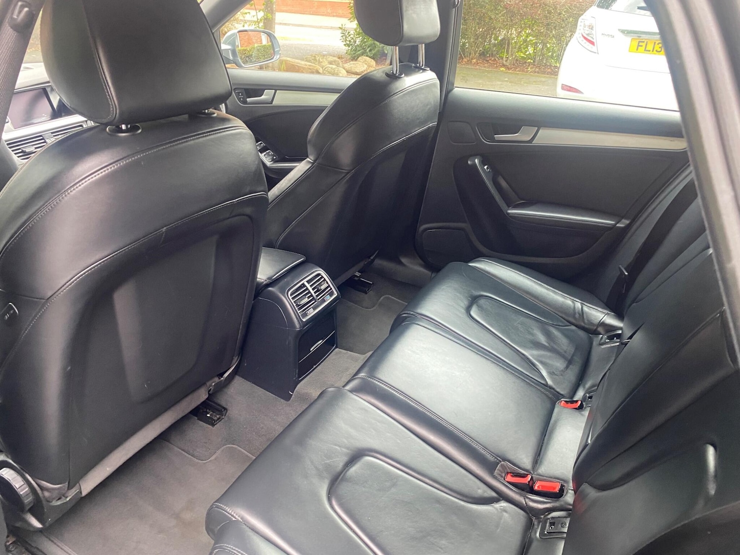 Used Audi A4 Avant 2015 for sale - 75720798: Photo 31