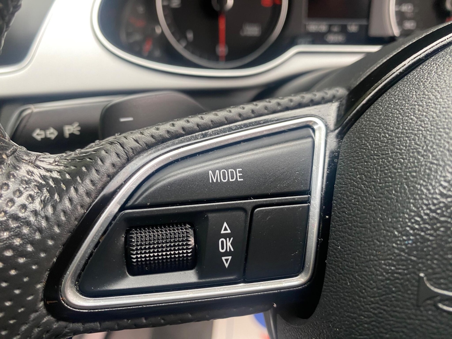 Used Audi A4 Avant 2015 for sale - 75720798: Photo 46