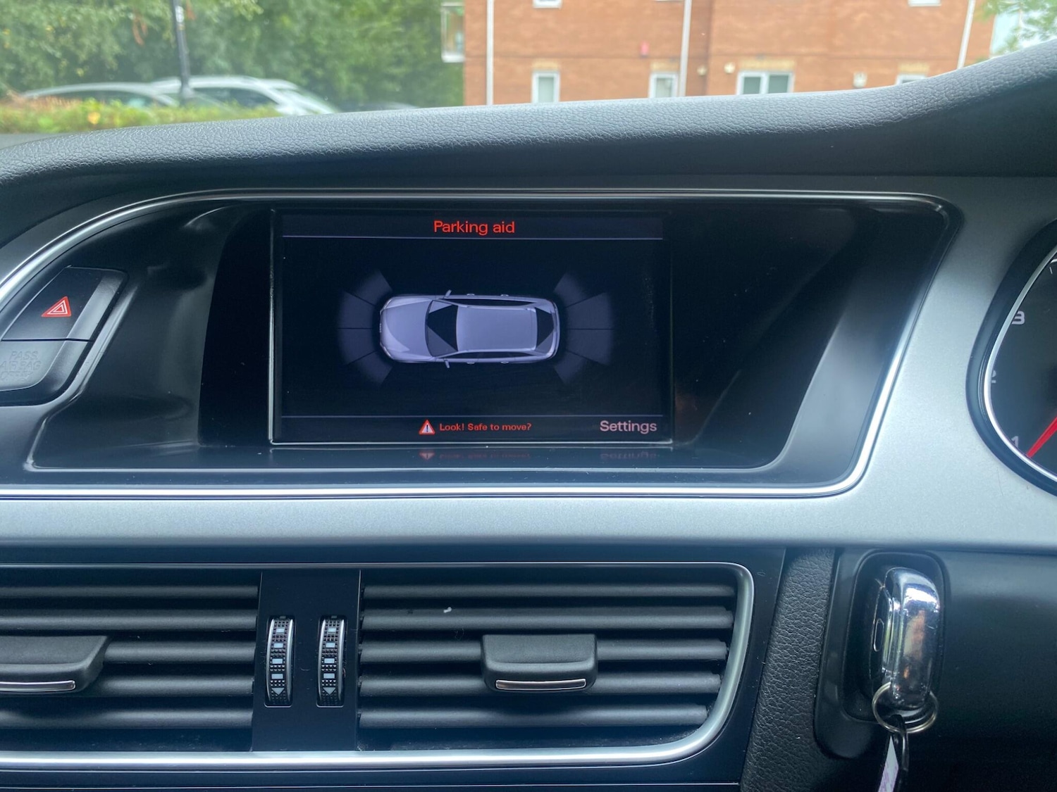 Used Audi A4 Avant 2015 for sale - 75720798: Photo 56