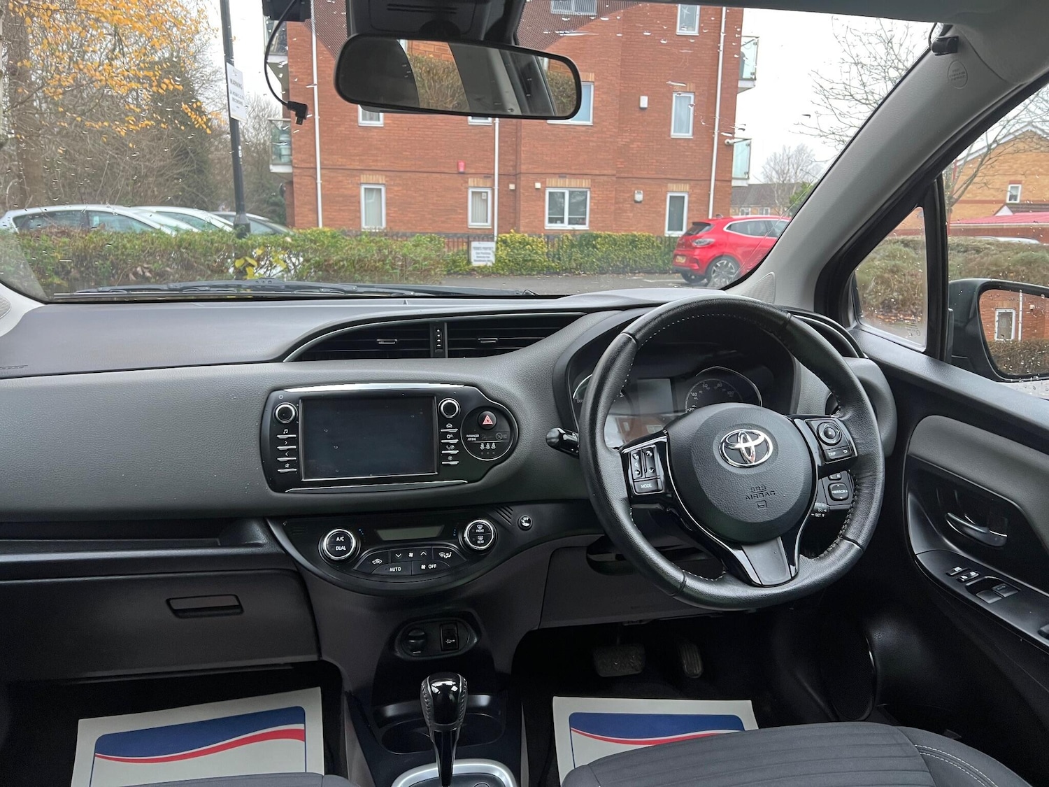 Used Toyota Yaris 2017 for sale - 77145461: Photo 12