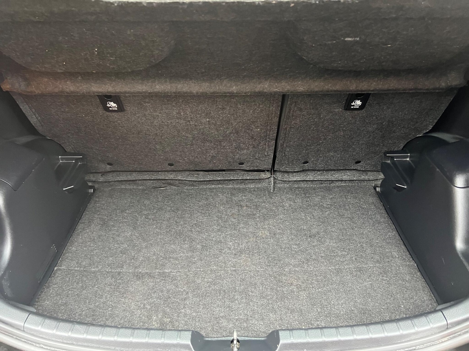 Used Toyota Yaris 2017 for sale - 77145461: Photo 30