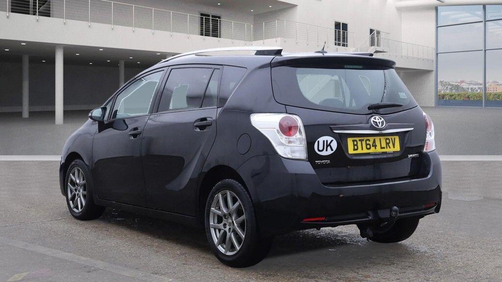 Used Toyota Verso 2014 for sale - 77145424: Photo 3