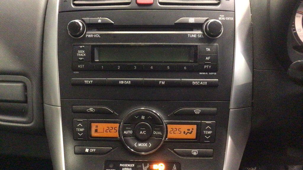 Used Toyota Auris 2011 for sale - 77031041: Photo 7