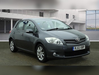 Toyota - Auris