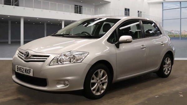 Used Toyota Auris 2012 for sale - 76215624: Photo 3