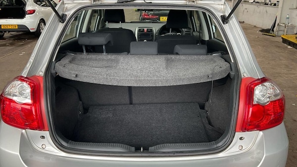 Used Toyota Auris 2012 for sale - 76215624: Photo 9