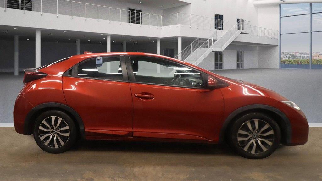 Used Honda Civic 2016 for sale - 76899186: Photo 11