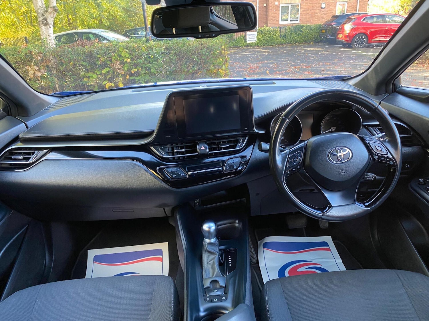 Used Toyota C-HR 2019 for sale - 76284017: Photo 12