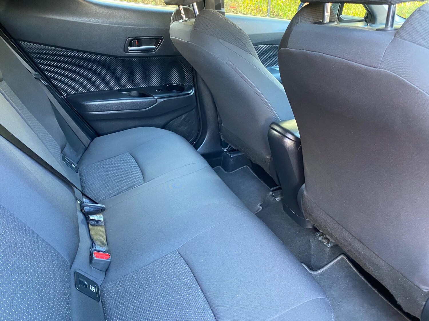 Used Toyota C-HR 2019 for sale - 76284017: Photo 26