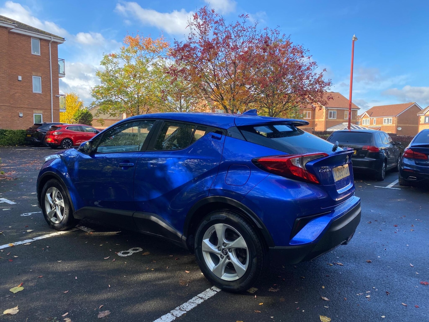Used Toyota C-HR 2019 for sale - 76284017: Photo 4