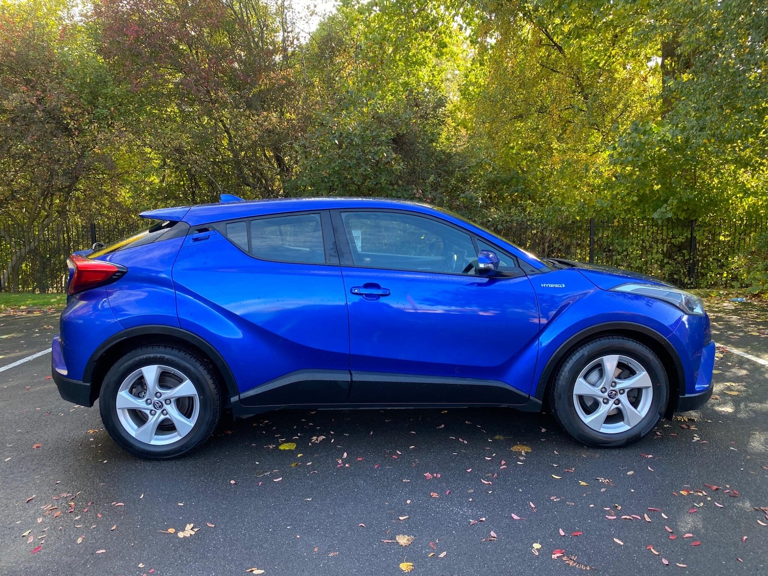 Used Toyota C-HR 2019 for sale - 76284017: Photo 8