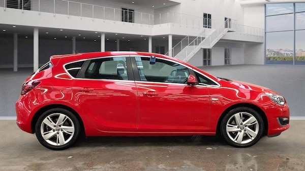 Used Vauxhall Astra 2013 for sale - 76190043: Photo 5