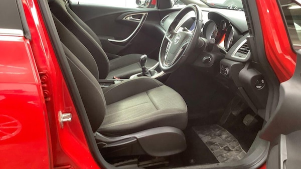 Used Vauxhall Astra 2013 for sale - 76190043: Photo 8