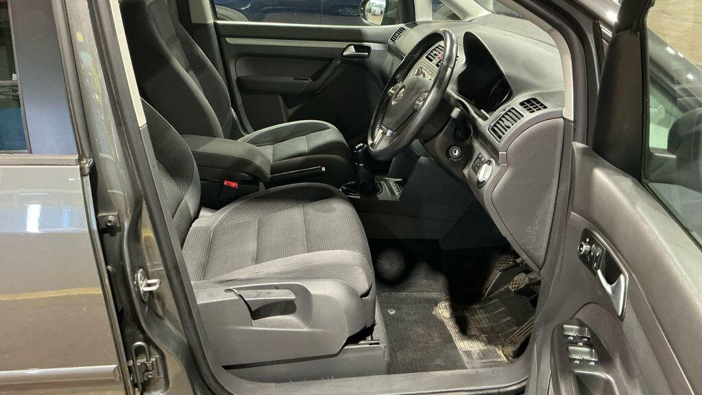 Used Volkswagen Touran 2015 for sale - 78172220: Photo 8