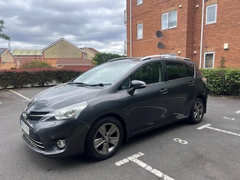 Used Toyota Verso 2015 for sale - 79293380: Photo
