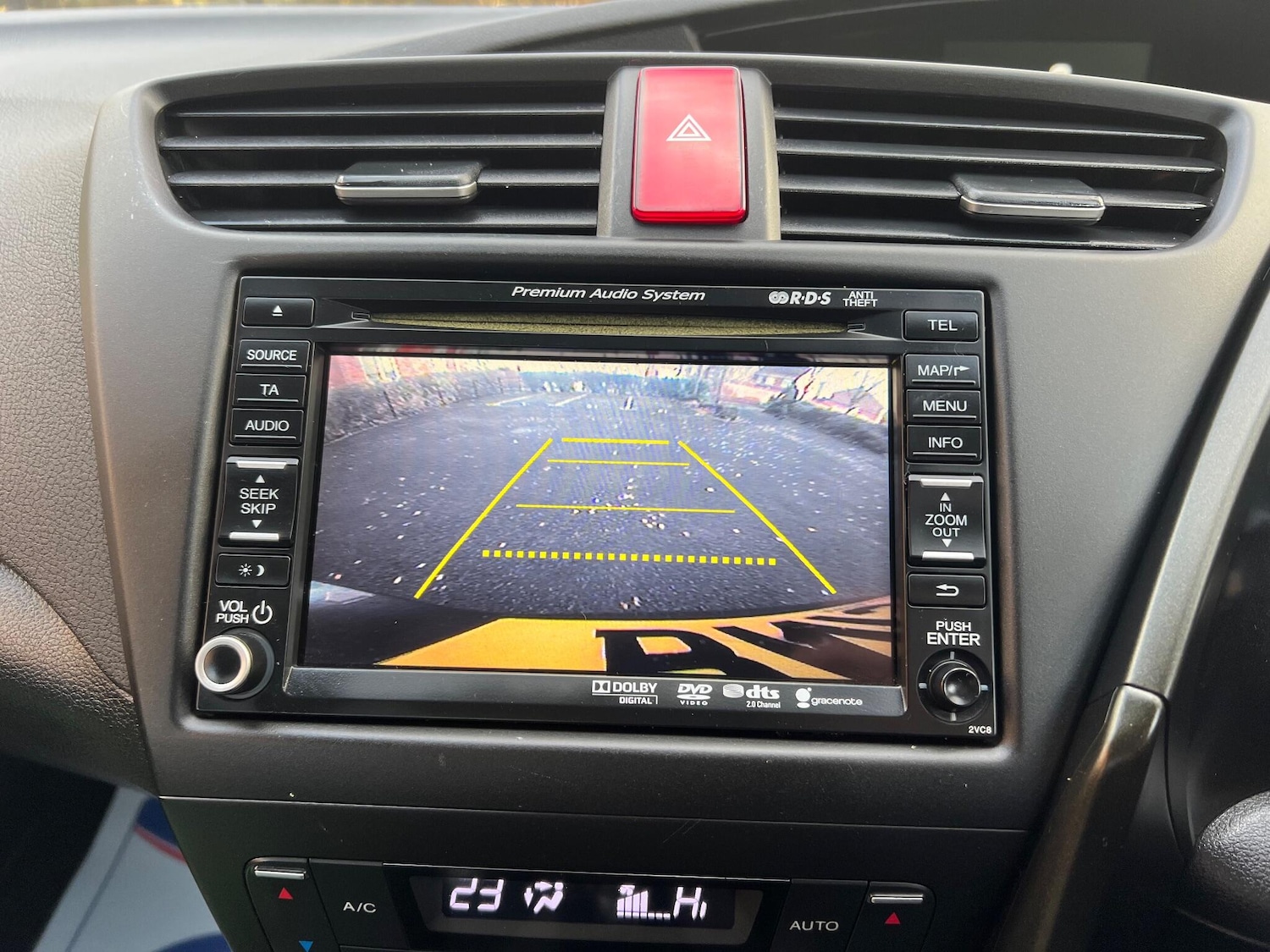 Used Honda Civic 2013 for sale - 77285932: Photo 17