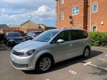 Used Volkswagen Touran 2014 for sale - 74394993: Photo