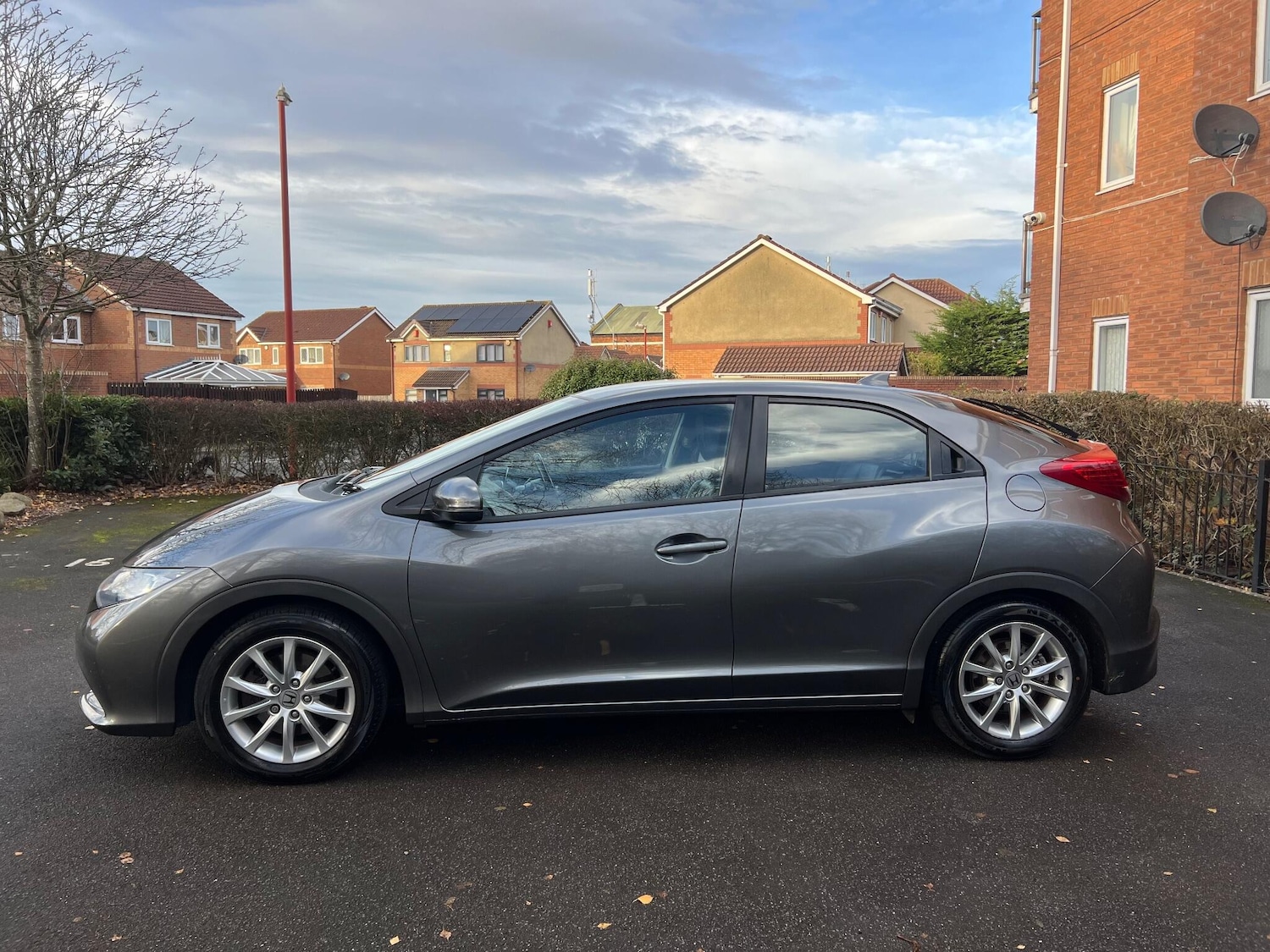 Used Honda Civic 2013 for sale - 77009912: Photo 7