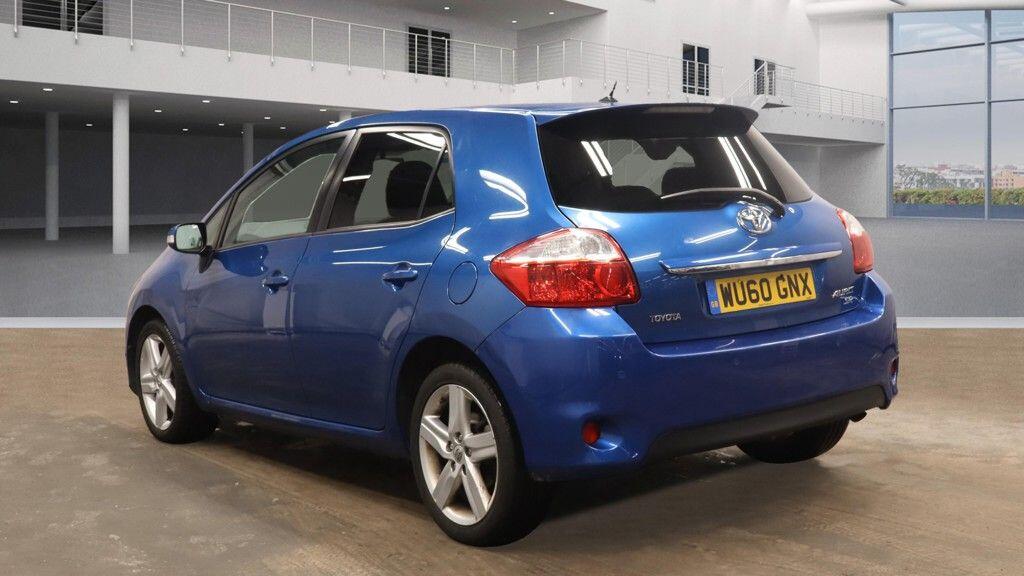 Used Toyota Auris 2010 for sale - 76898663: Photo 3