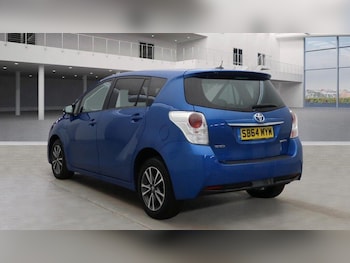 Used Toyota Verso 2014 for sale - 75622658: Photo