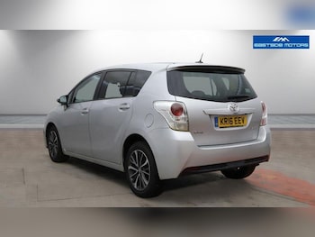Used Toyota Verso 2016 for sale - 79613240: Photo