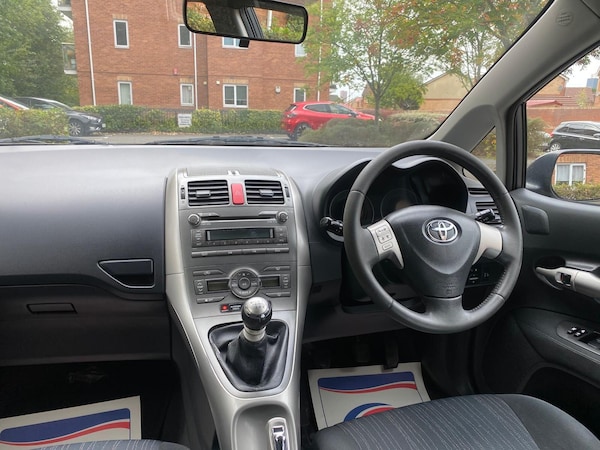 Used Toyota Auris 2009 for sale - 75669927: Photo 11