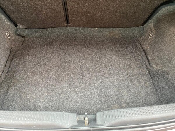 Used Toyota Auris 2009 for sale - 75669927: Photo 22