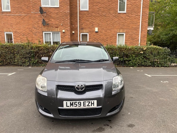 Used Toyota Auris 2009 for sale - 75669927: Photo 2