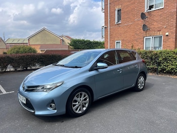 Used Toyota Auris 2014 for sale - 79613706: Photo