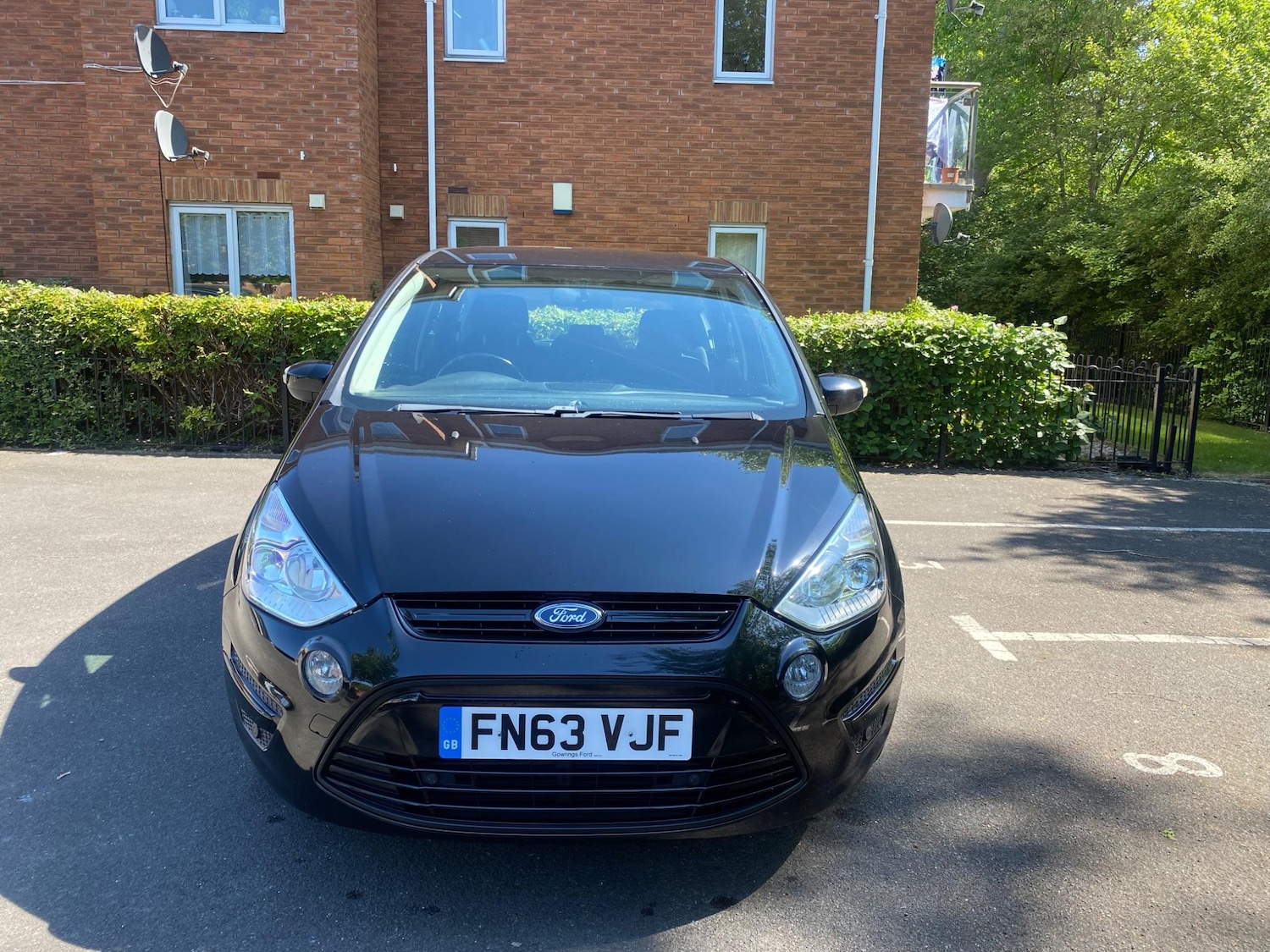 Used Ford S-Max 2013 for sale - 77031033: Photo 2