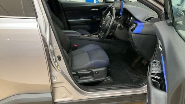 Used Toyota C-HR 2018 for sale - 76247921: Photo 10