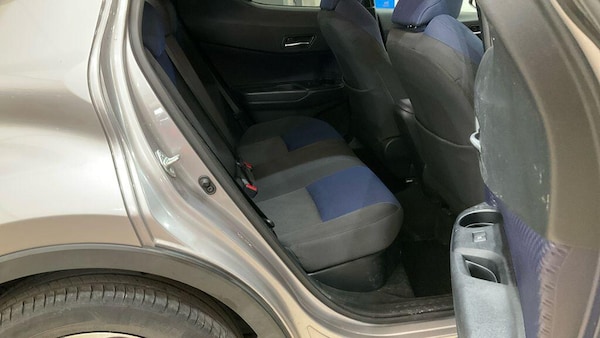 Used Toyota C-HR 2018 for sale - 76247921: Photo 11