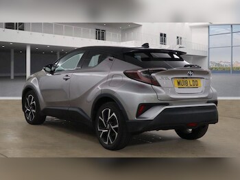 Used Toyota C-HR 2018 for sale - 76247921: Photo 4