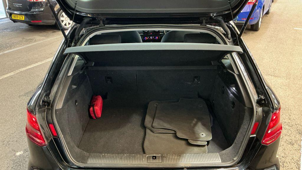 Used Audi A3 2014 for sale - 77031038: Photo 9