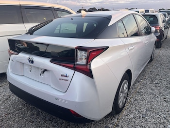 Used Toyota Prius 2021 for sale - 77387162: Photo