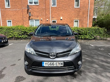 Used Toyota Verso 2016 for sale - 78603052: Photo