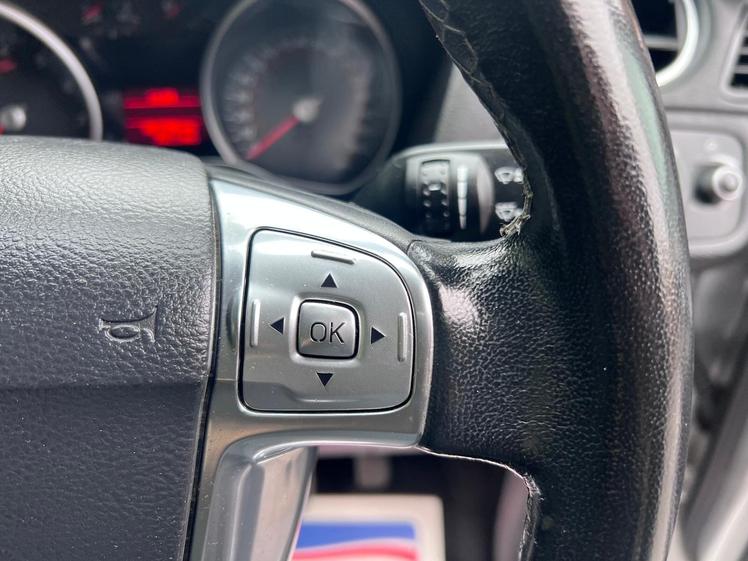 Used Ford Galaxy 2012 for sale - 75401312: Photo 16