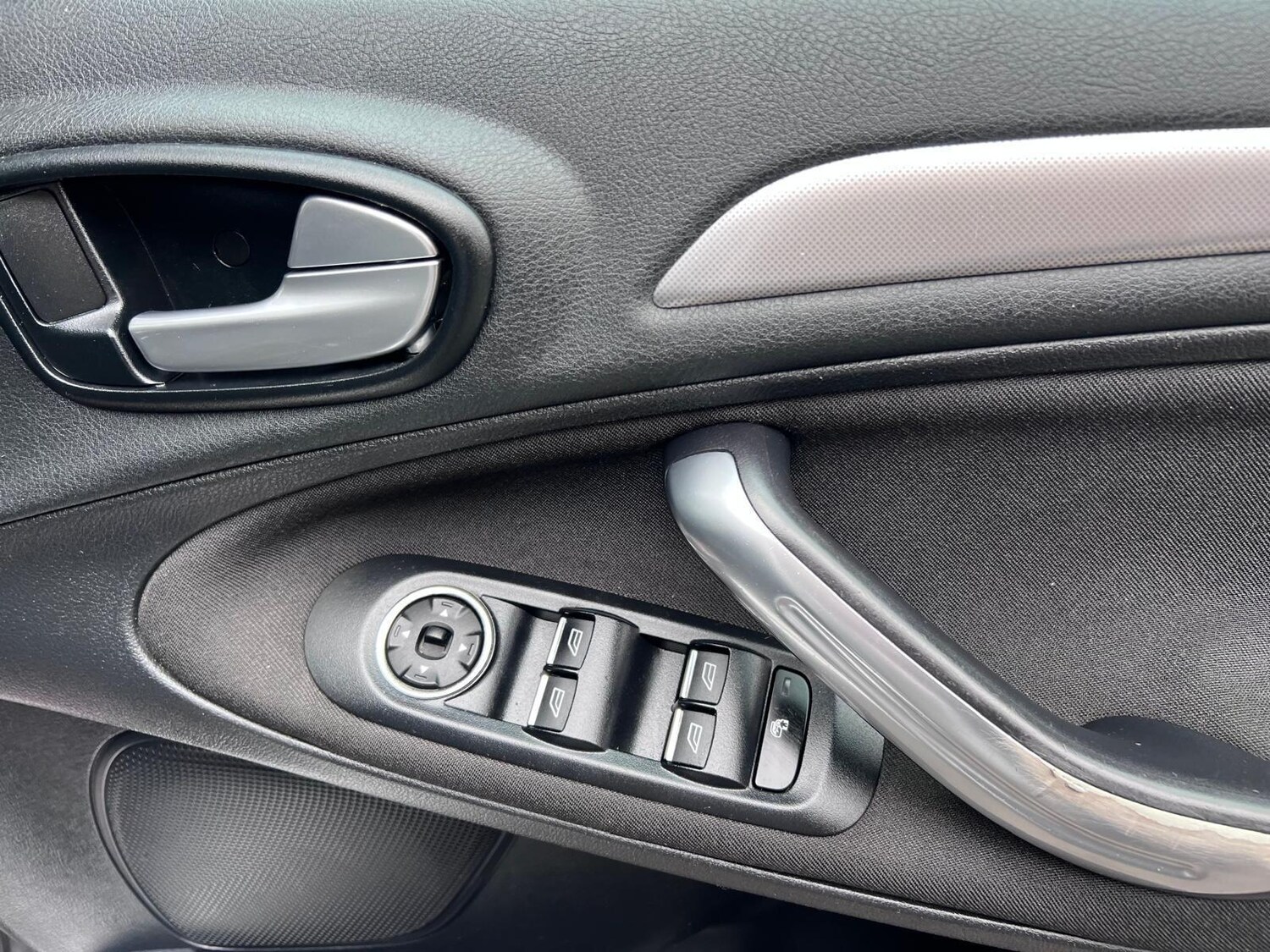 Used Ford Galaxy 2012 for sale - 75401312: Photo 19