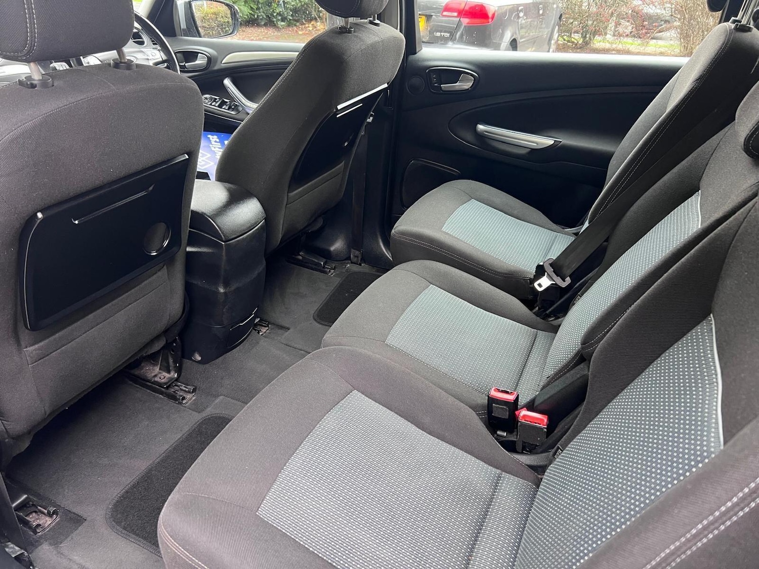 Used Ford Galaxy 2012 for sale - 75401312: Photo 21