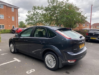 Used Ford Focus 2011 for sale - 75378110: Photo